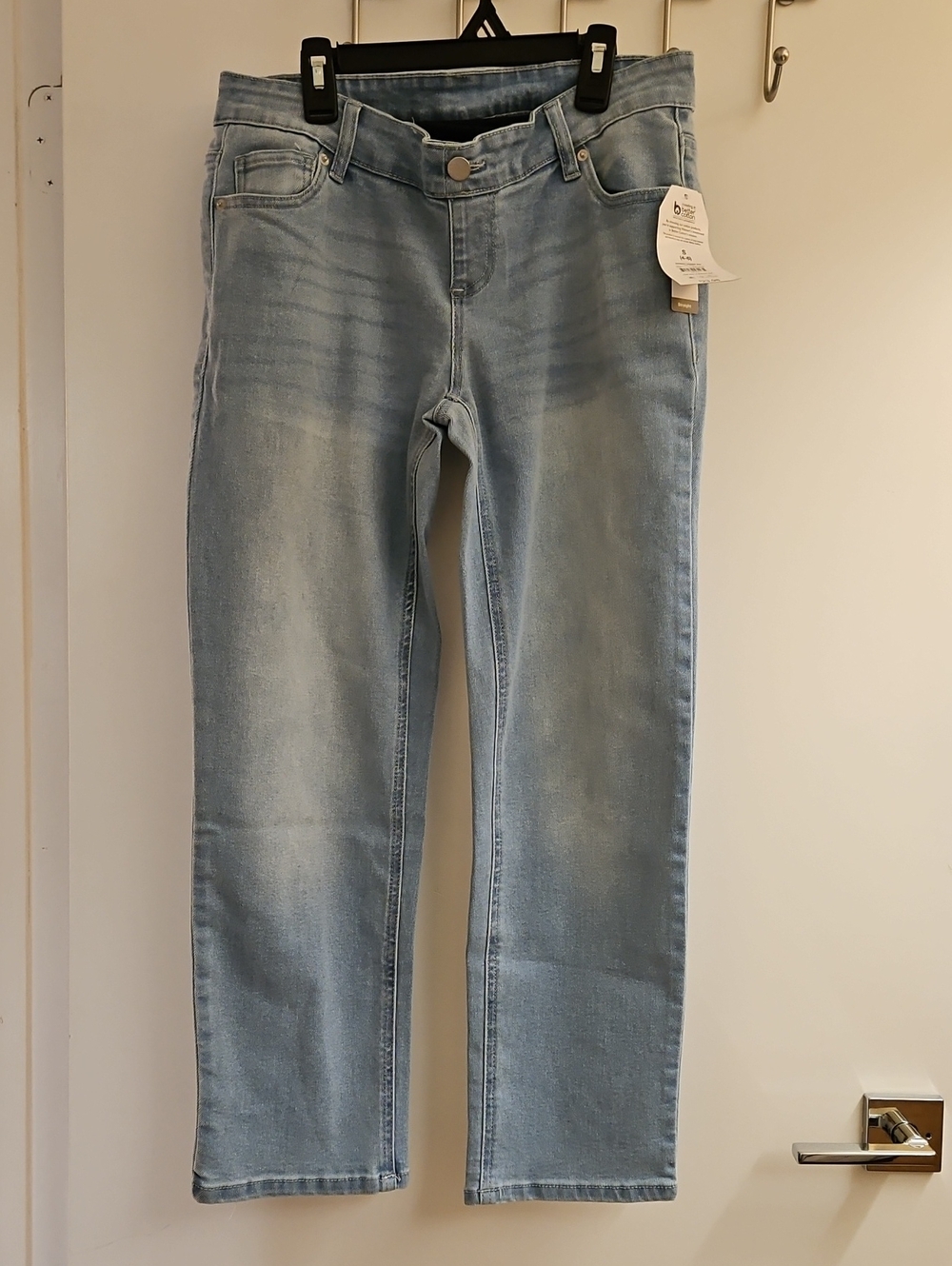 Time & Tru Maternity Straight Leg Jeans Light Wash Small 4-6 Comfort Band NWT